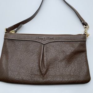 EUC Dooney & Bourke leather Wristlet